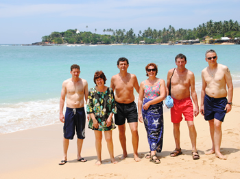 Helen, Chris, Janet, Warwick, Dave and Ian at Unawatuna beach
